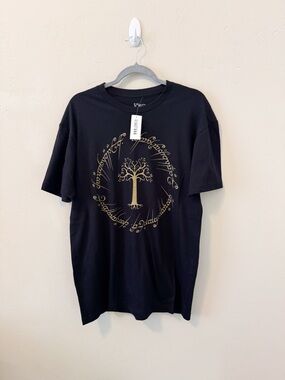 New Box Lunch Black Graphic Lord of the Rings Tee with Gold Tree Emblem